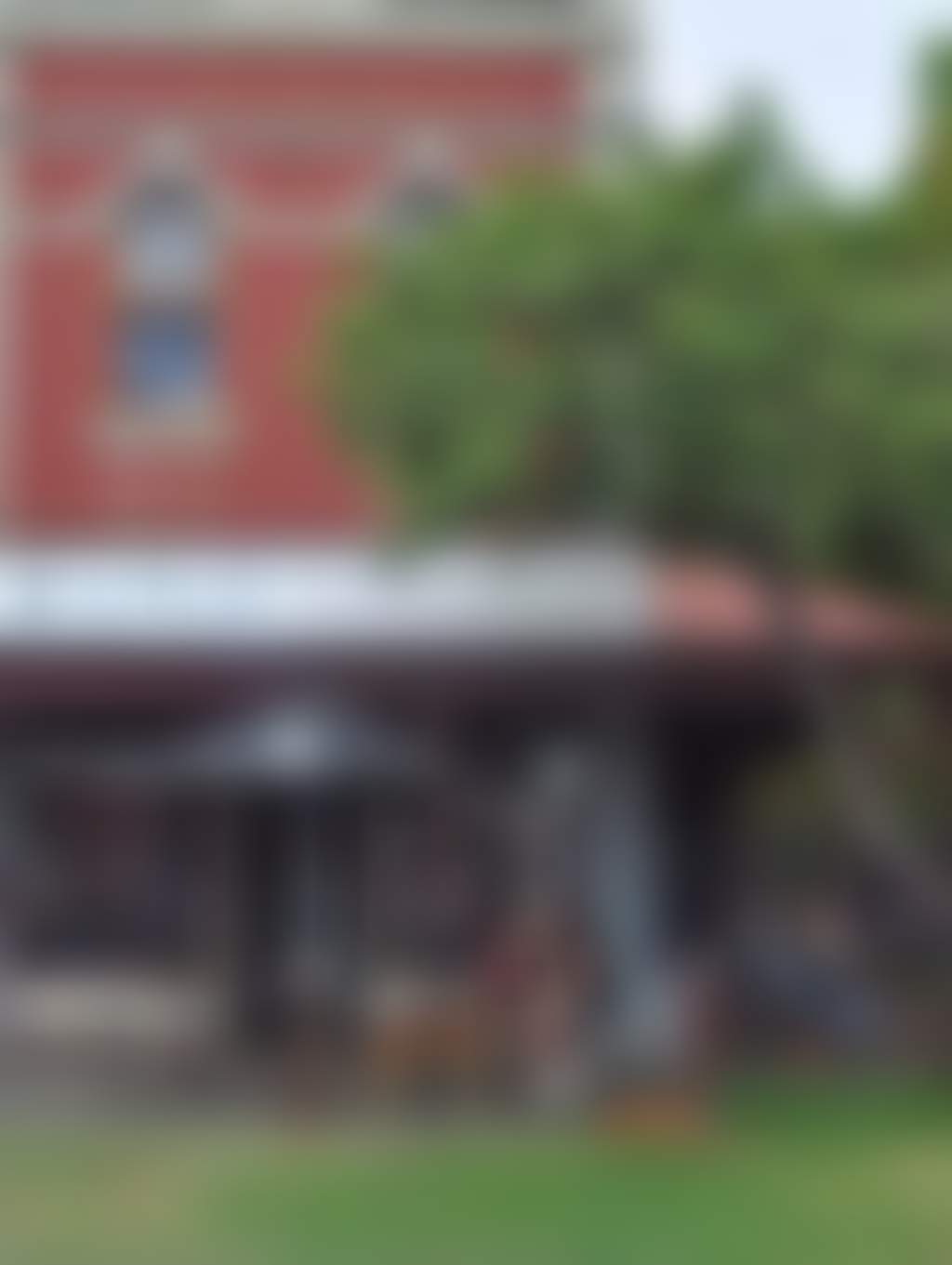 Johnny & Lyle cafe